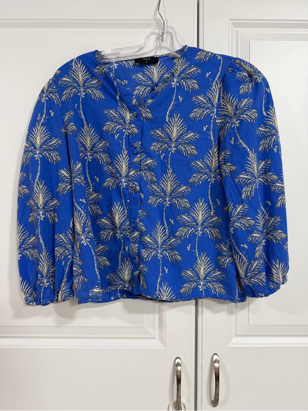 Tahari Royal Blue Palm-Print Button Front Blouse